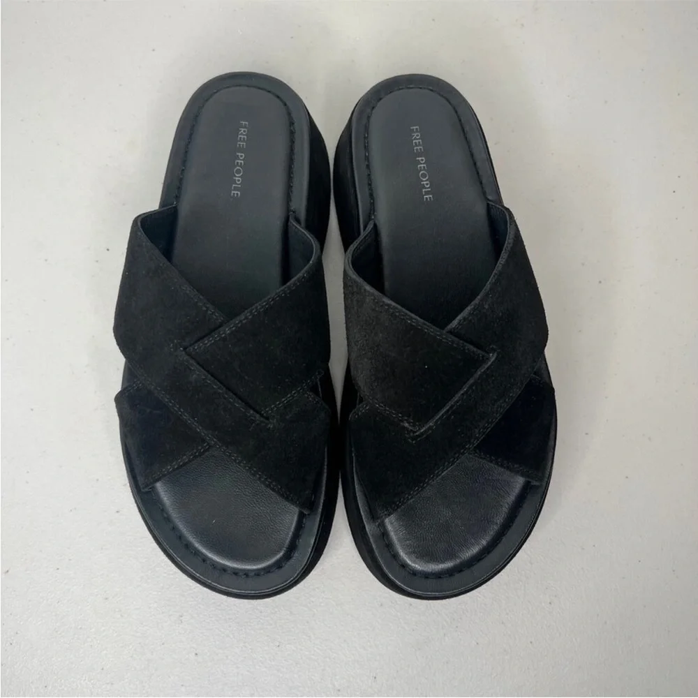 Free People NEW Black Suede Leather Asbury Flatform Sandal Slides Size 7